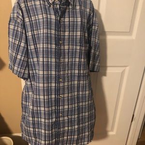 Mens casual buttoned down shirt
